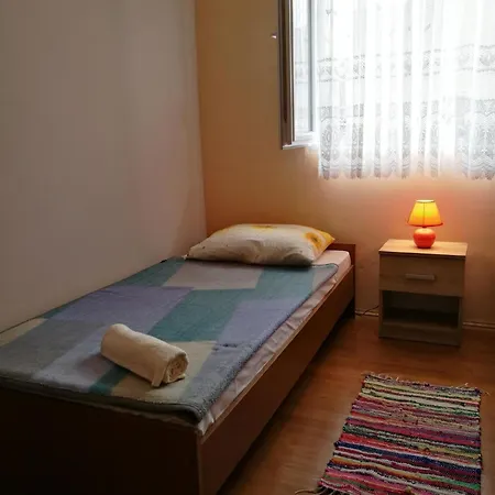 Gemuetliche Erdgeschosswohnung Ema Mit Terrasse Apartment *